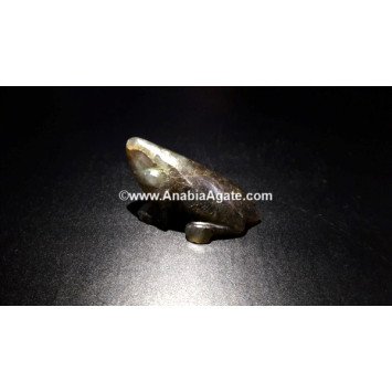 Labradorite Frog Idol - Exquisite Handcrafted Gemstone Sculpture