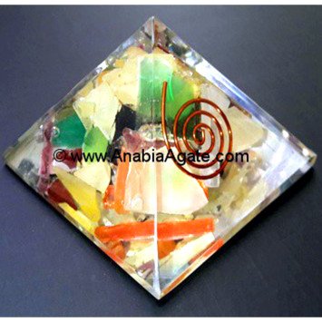 Mix Gemstone Chips Orgone Pyramid for Healing Energy