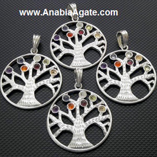Chakra Metal Tree of Life Pendant - Balance Your Energy with this Exquisite Jewelry