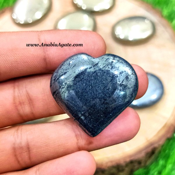 Hematite Pub Heart - Grounding and Protective Crystal